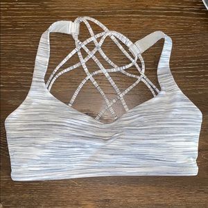 Lululemon free to be wild sports bra